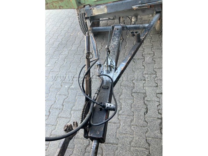(Traktor-)Anhänger