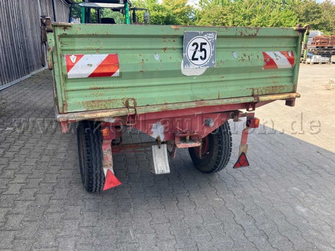 (Traktor-)Anhänger