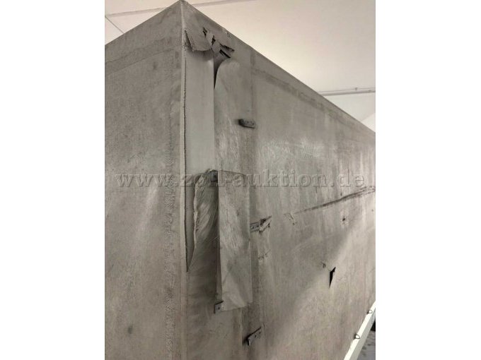 Detailbild Schäden an Plane