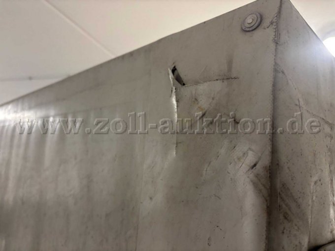 Detailbild Riss in Plane