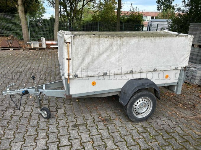 komplett