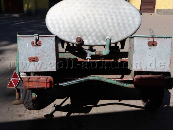 1 Anhänger mit Wassertank 300L Eigenbau – Rohrrahmen, fahrbar – foto 4 – kavel bij Zoll-Auktion, Eberswalde