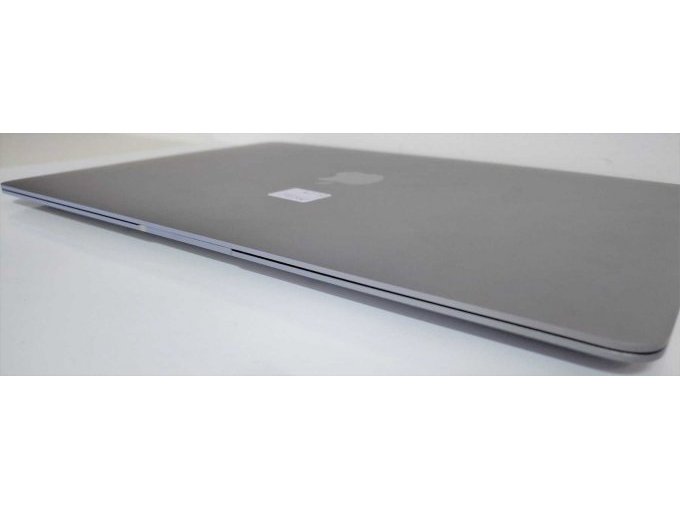 1 Apple, MacBook Air, A2337, M1, 13,3" (ca. 33,74cm), Originalware – foto 10 – kavel bij Zoll-Auktion, Frankfurt am Main