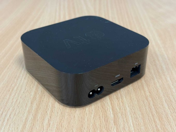 Apple TV 4K (1. Generation) 32GB Modellnummer A1842
Rückansicht