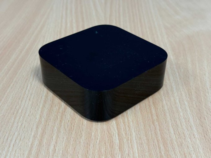 Apple TV 4K (2. Generation) 32GB Modellnummer A2169
Ansicht von vorne