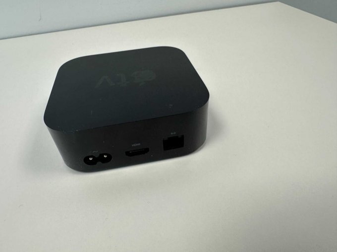 Apple TV 4K (2. Generation) 32GB Modellnummer A2169
Ansicht der Anschlüsse