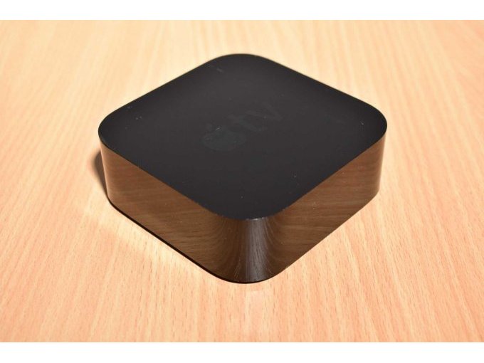 Apple TV 4K (2. Generation) 32GB Modellnummer A2169
Ansicht von vorne