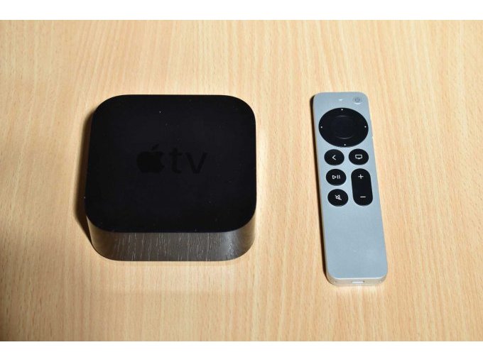 Apple TV 4K (2. Generation) 32GB Modellnummer A2169 mit Fernbedienung