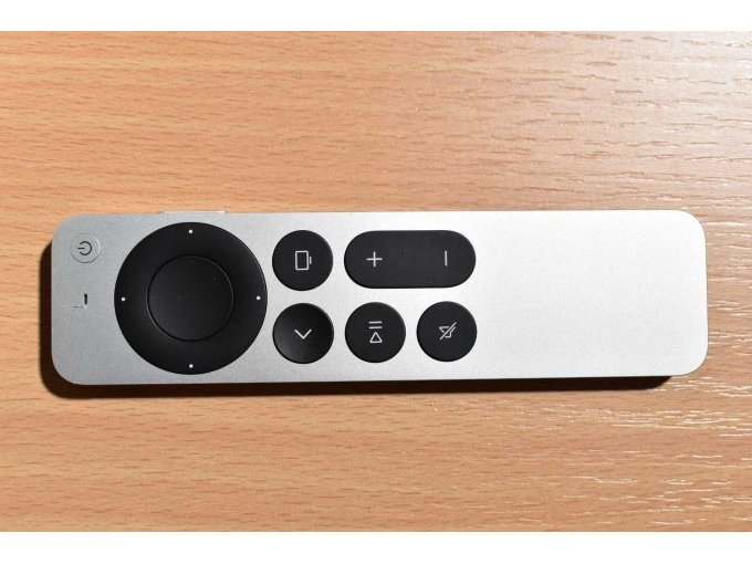 Apple TV 4K (2. Generation) 32GB Modellnummer A2169
Ansicht Fermnbedienung