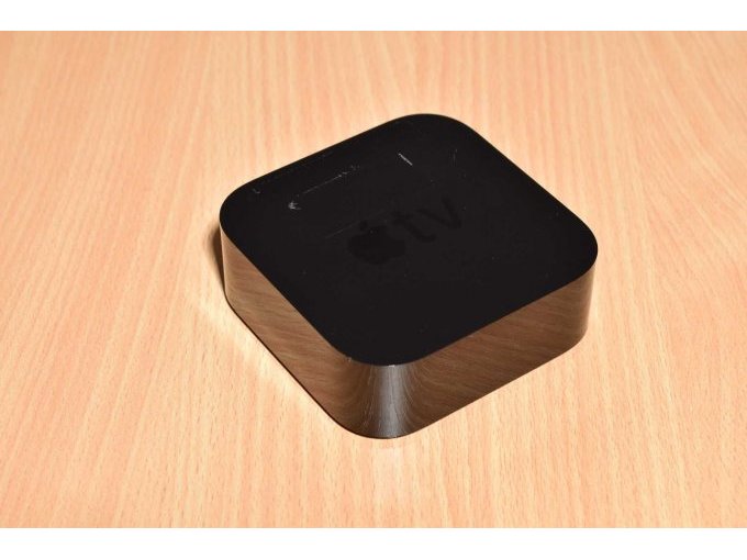 Apple TV 4K (2. Generation) 32GB Modellnummer A2169
Ansicht von vorne