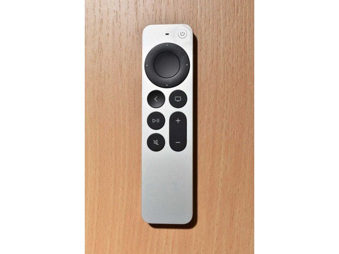 Apple TV 4K (2. Generation) 32GB Modellnummer A2169
Fernbedienung von vorne