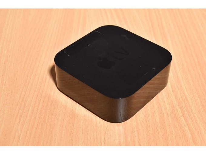 Apple TV 4K (2. Generation) 32GB Modellnummer A2169
Ansicht von vorne
