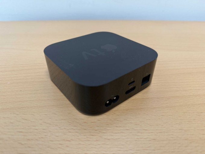 Apple TV HD (4. Generation) 32GB Modellnummer A1625
Ansicht von hinten