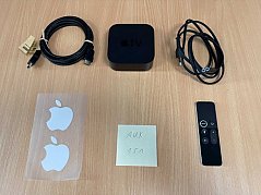 Apple TV HD (4. Generation) 32GB Modellnummer A1625 mit Habeln, Aufkleber und Fernbedienung