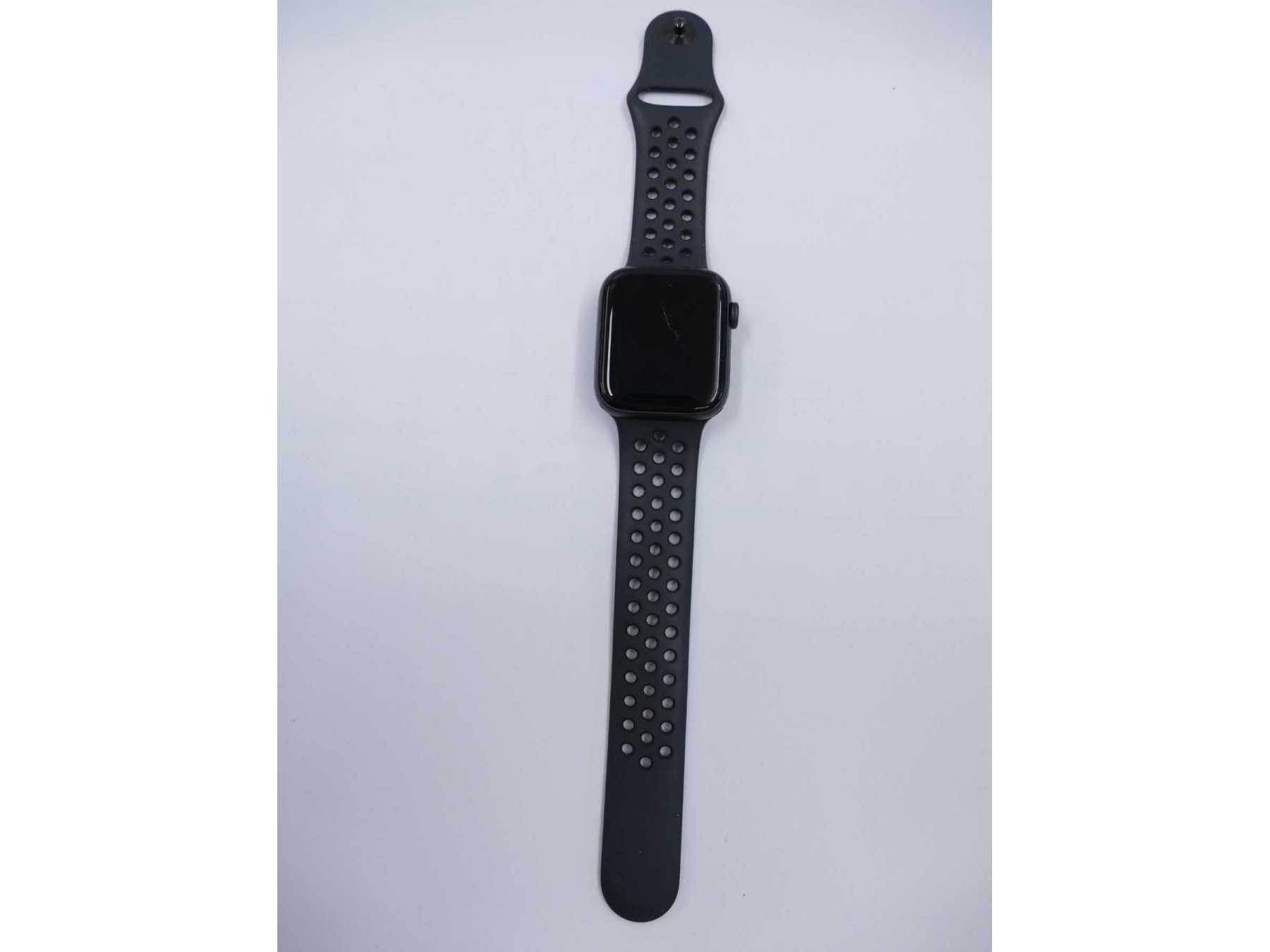 Apple Watch SE_ Komplettansicht