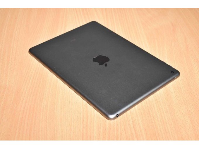 Apple iPad 6. Generation A1893 32 GB
Ansicht von hinten