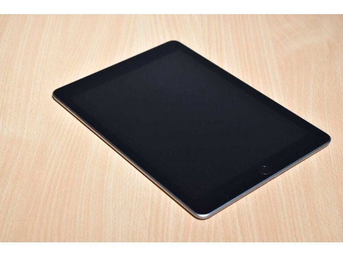 Apple iPad 6. Generation A1893 32 GB
Ansicht von vorne