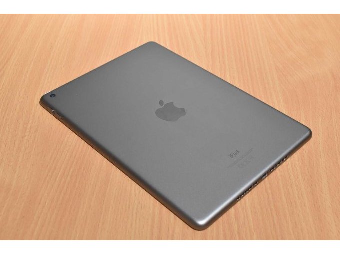 Apple iPad 6. Generation A1893 Rückseite unten