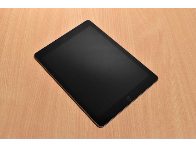 Apple iPad 6. Generation A1893 Display