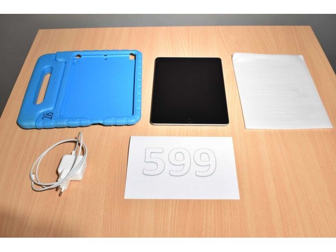 Apple iPad 6. Generation A1893 32 GB 9,7" (24,63cm)
Gesamtansicht Apple iPad 6. Generation A1893 32 GB 9,7" (24,63cm)
Gesamtansicht