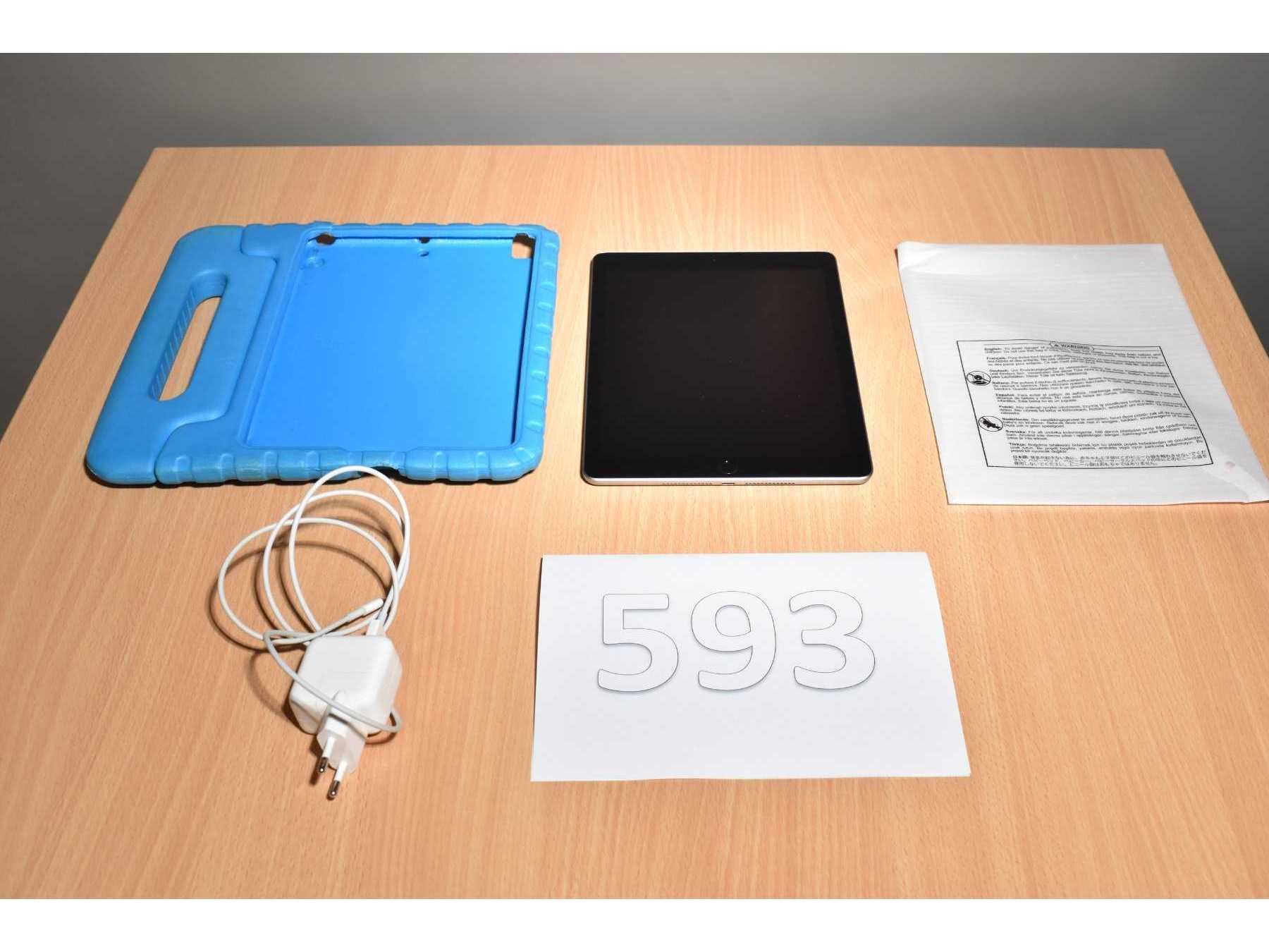 Apple iPad 6. Generation A1893 32 GB 9,7" (24,63cm)
Gesamtansicht