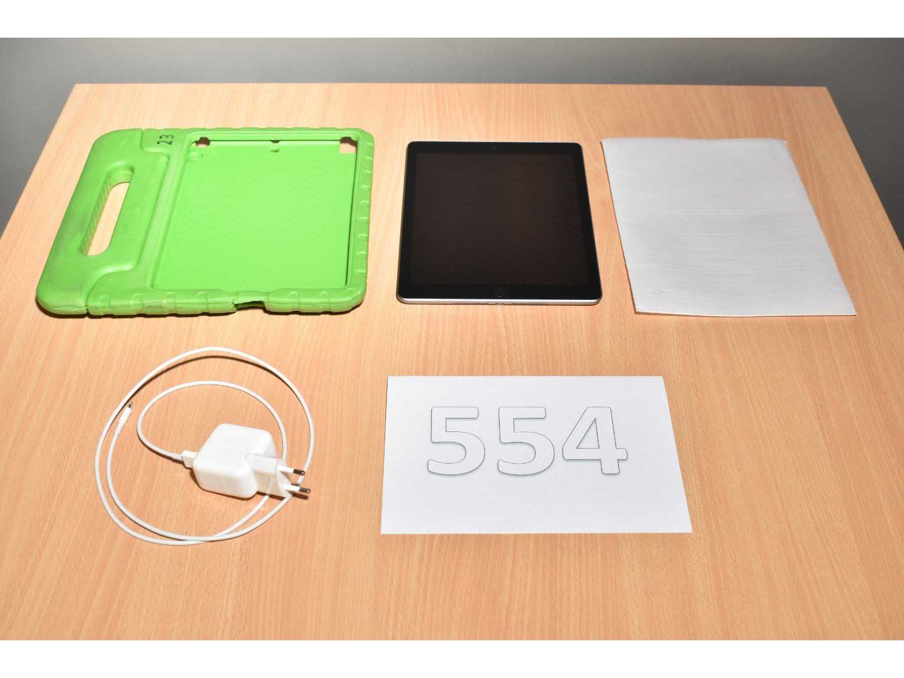 Apple iPad 6. Generation A1893 32 GB 9,7" (24,63c¬m)
Gesamtansicht