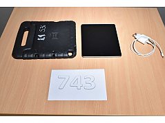 Apple iPad 6. Generation A1893 32 GB 9,7" (24,63cm)
Gesamtansicht von vorne