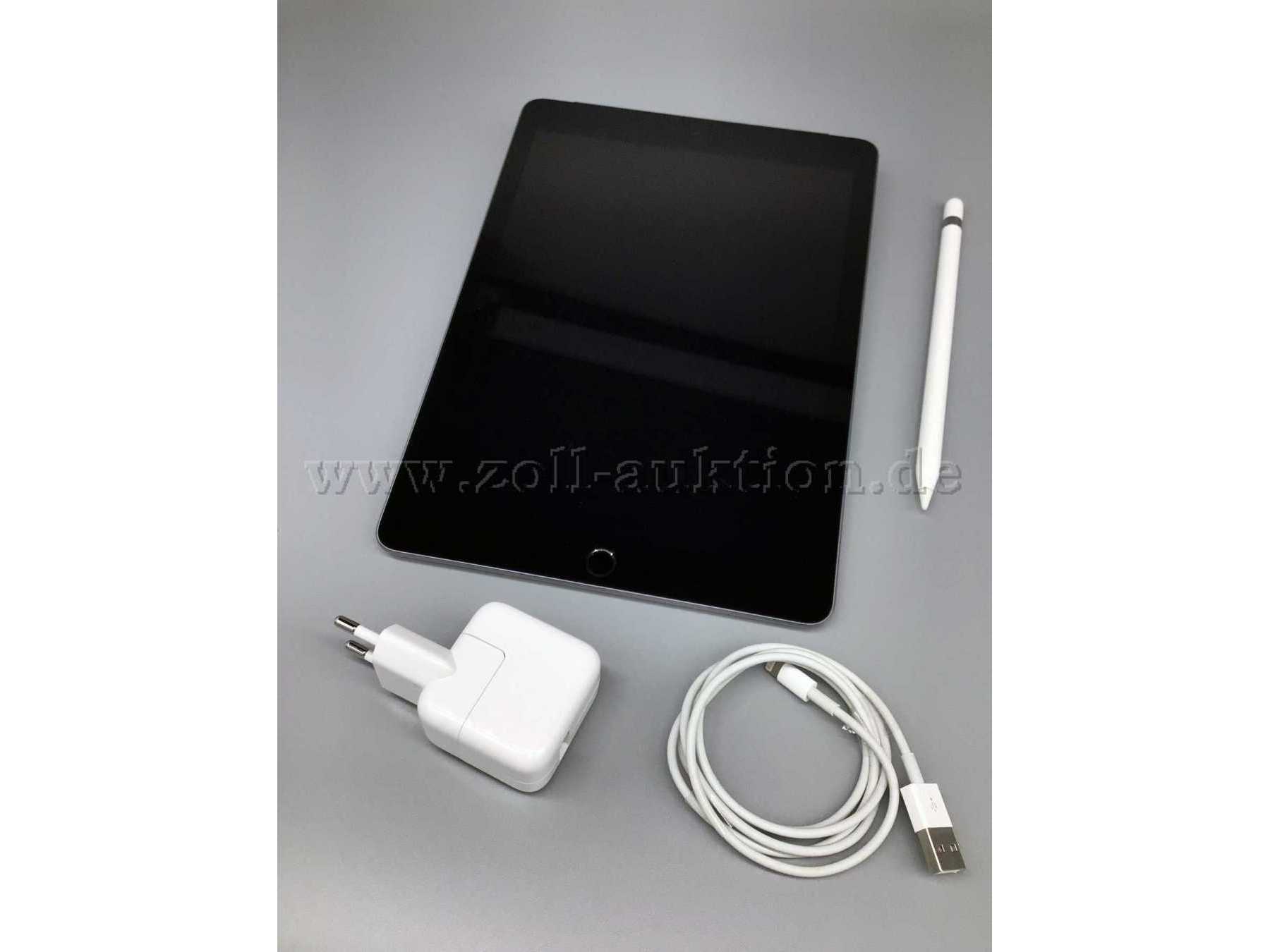 Apple IPad 6. Generation + Apple Pencil 1. Generation mit Adapter und Ladekabel