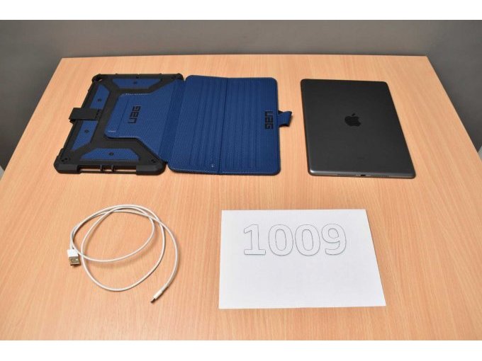 1 Apple iPad 7. Generation A2197 32 GB 10,2" (25,91cm) – foto 2 – kavel bij Zoll-Auktion, Lage
