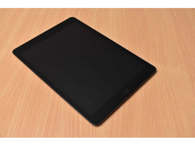 1 Apple iPad 7. Generation A2197 32 GB 10,2" (25,91cm) – foto 3 – kavel bij Zoll-Auktion, Lage