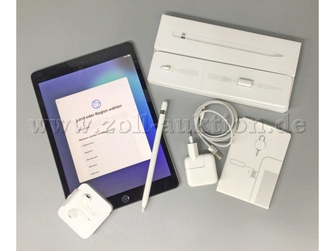 Apple iPad 7.Gen.+ Apple Pencil + Apple EarPods ausgepackt