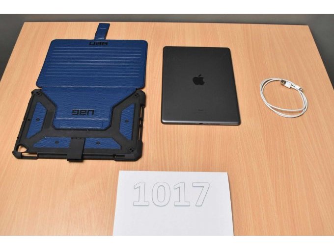 1 Apple iPad 8. Generation A2270 32 GB – 10,2" (25,91cm) – foto 2 – kavel bij Zoll-Auktion, Lage