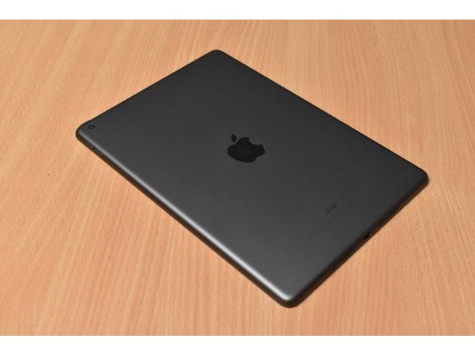 1 Apple iPad 8. Generation A2270 32 GB – 10,2" (25,91cm) – foto 5 – kavel bij Zoll-Auktion, Lage
