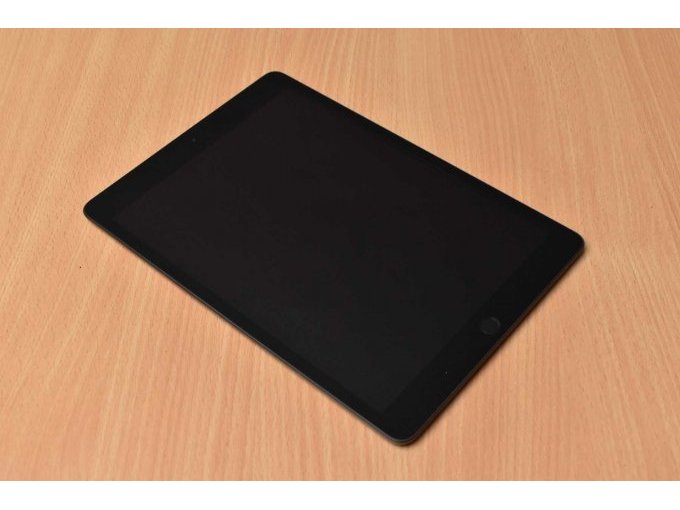 1 Apple iPad 8. Generation A2270 32 GB – 10,2" (25,91cm) – foto 3 – kavel bij Zoll-Auktion, Lage