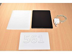 Apple iPad 8. Generation A2270 32 GB – Display defekt 
Gesamtansicht