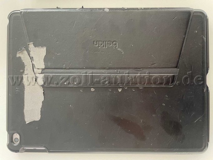 Detailaufnahem der Beschädigungen der Hülle