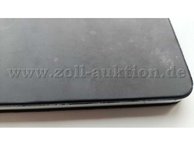 Oben Gebrauchsspuren