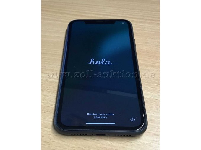 iPhone 11 VS