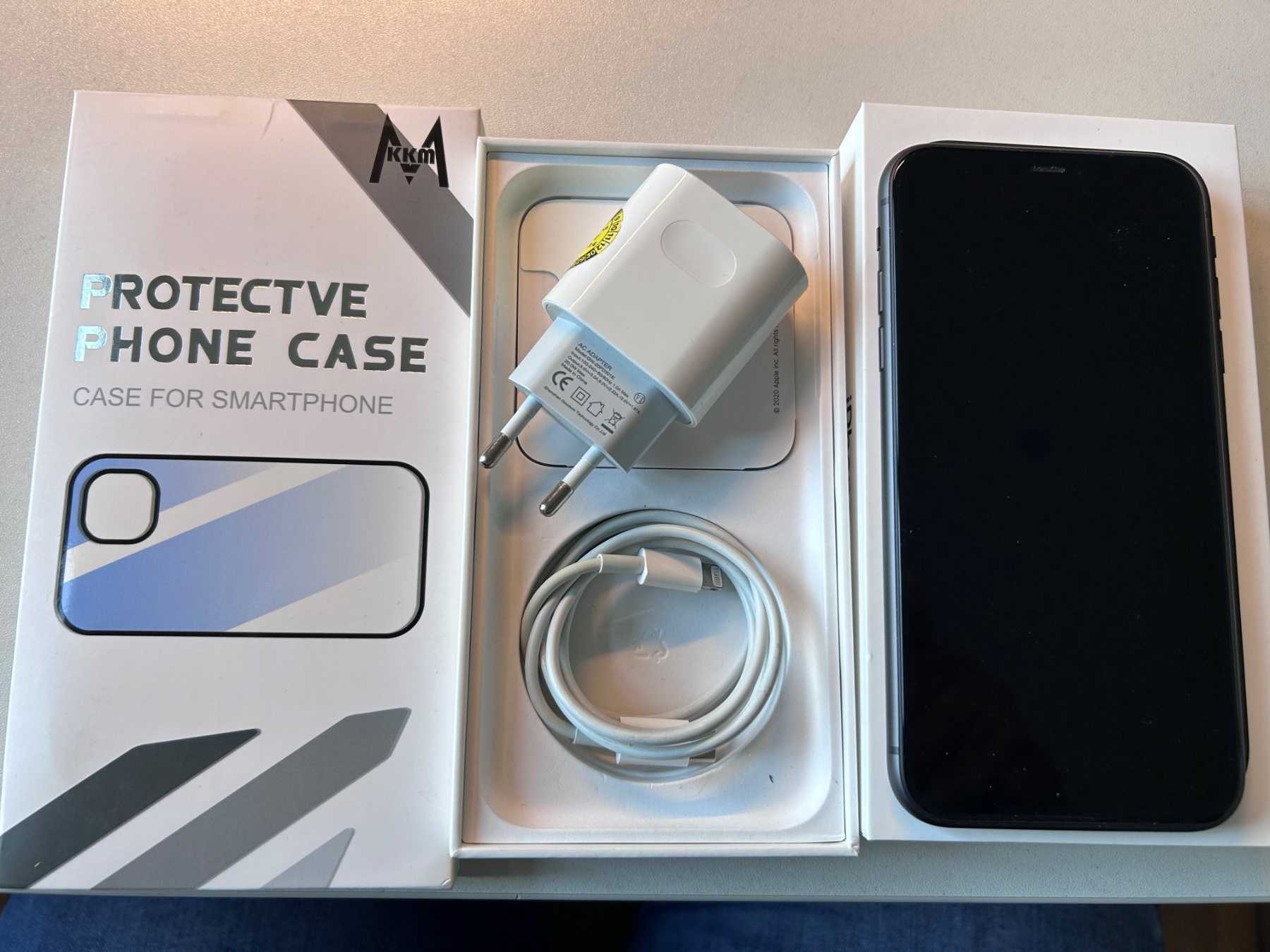 iPhone 11 inklusive Zubehör