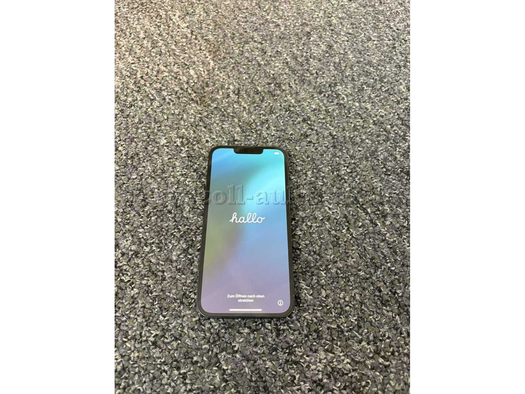 Frontansicht Display an