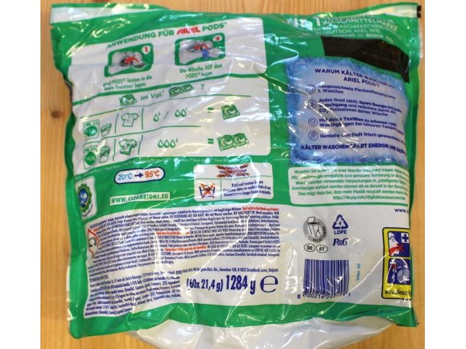 Ariel Universal + - Rückansicht Packung