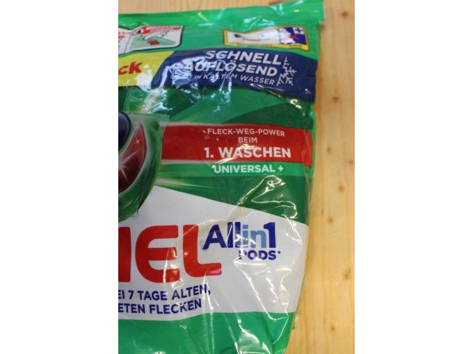 Ariel Universal + - Detailansicht Packung