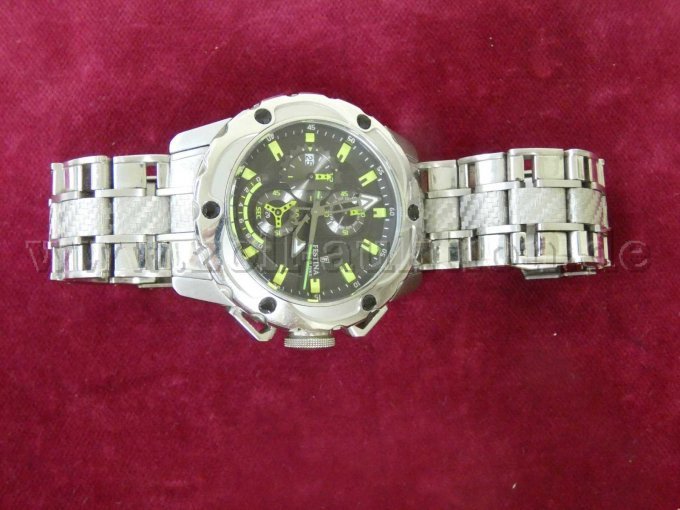 Uhr Gesamtansicht Uhr Gesamtansicht