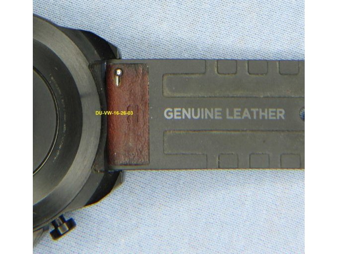 Schriftzug "Genuine Leather" Innenseite Armband