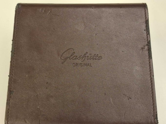 Umverpackung von Oben