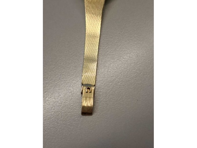 Verschluss geöffnet (2)