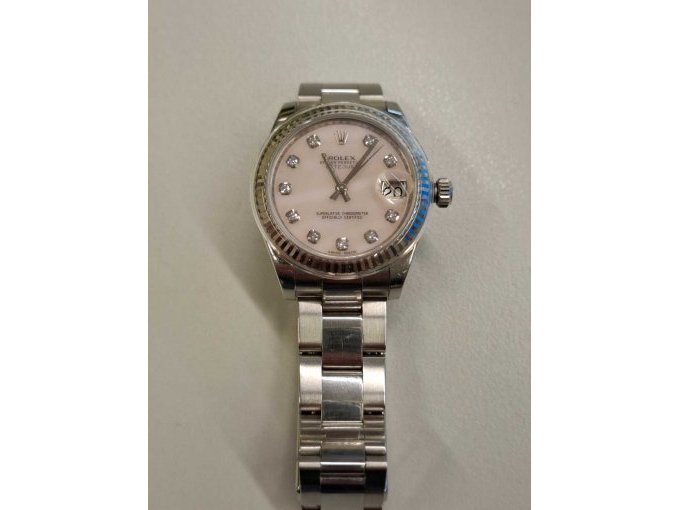 Frontansicht liegend