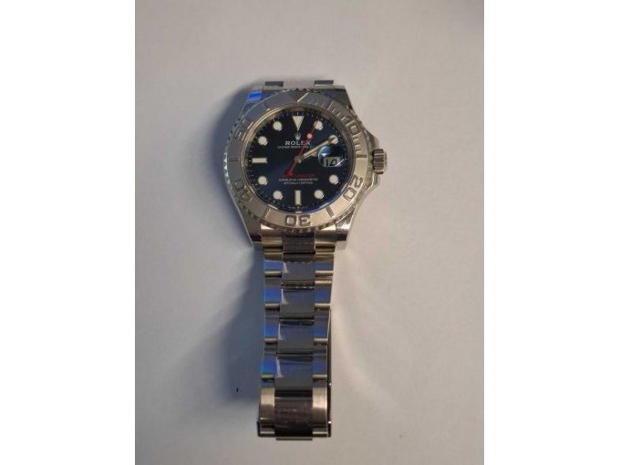 Uhr liegend