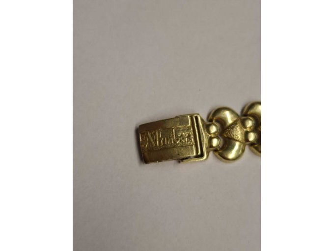 Aufschrift "Altinbas"