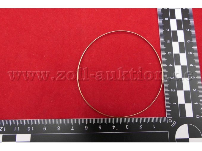 Armreif mit Maßstab